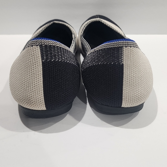 Rothy's The Flat Black Captoe 7.5 - Picture 3 of 10